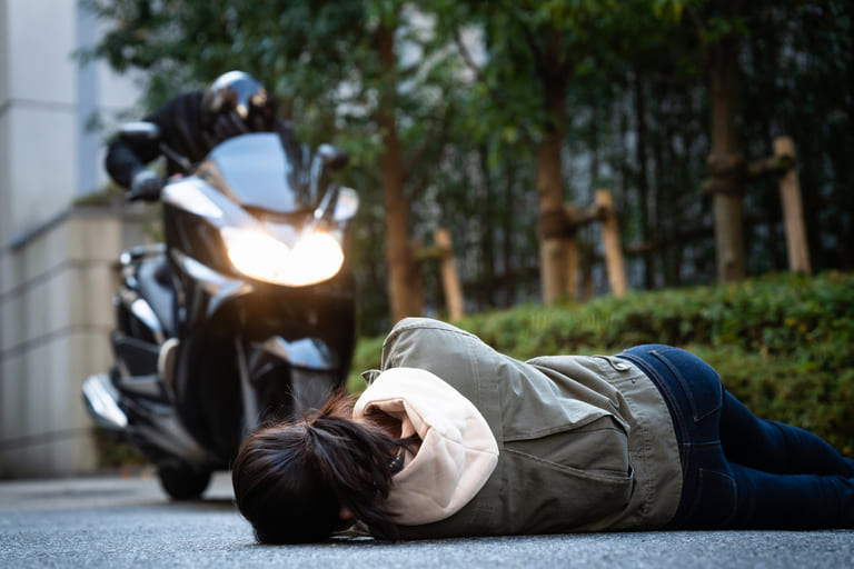 交通事故後の対応を弁護士に依頼するメリット