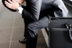 交通事故で弁護士を依頼して後悔した5つの要因|知っておくべき注意点