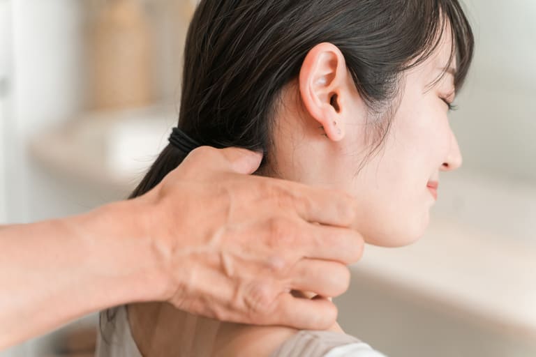 交通事故のむちうち慰謝料の算定基準はいくら?計算方法も徹底解説