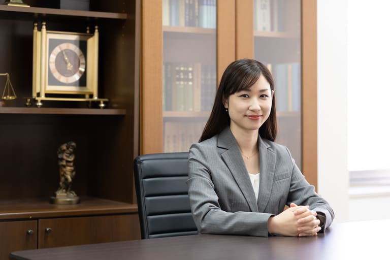 後悔しない弁護士選びと依頼するベストなタイミング