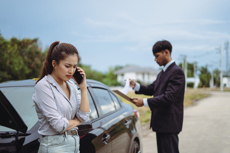 交通事故の示談で弁護士が出てきたら?5つの対処法とNG行動交通事故の示談で弁護士が出てきたら?5つの対処法とNG行動