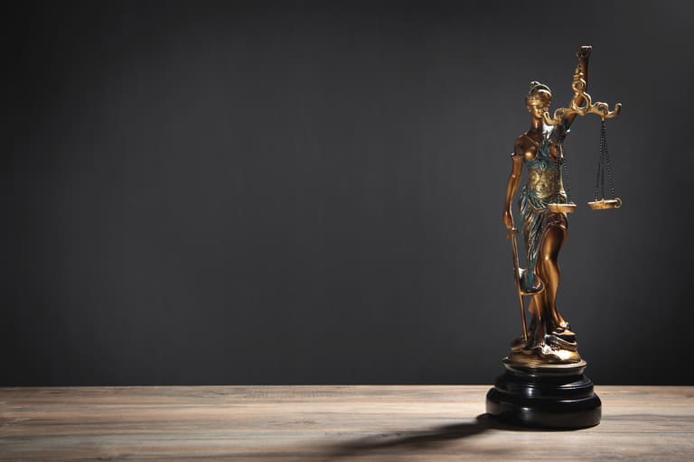 示談前でも「お金が必要」なときに使える3つの選択肢